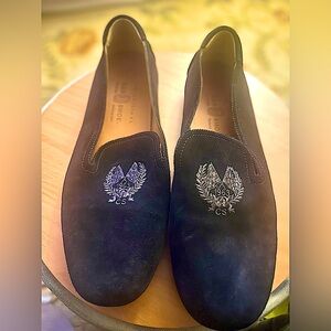 THE ORIGINAL CAR SHOE by PRADA RARE Men’s Suede Loafers Embroidered Crest Sz 7.5